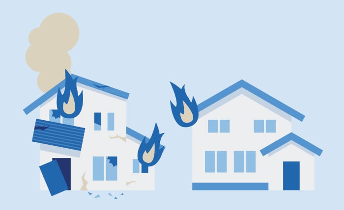 自宅で発生した火事で隣家の外壁が焼けてしまったが、隣家では火災保険に加入していなかった。