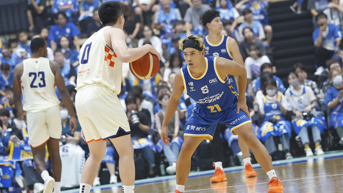 写真の右手前が田原隆徳選手（画像提供：©︎SHIGA LAKES）